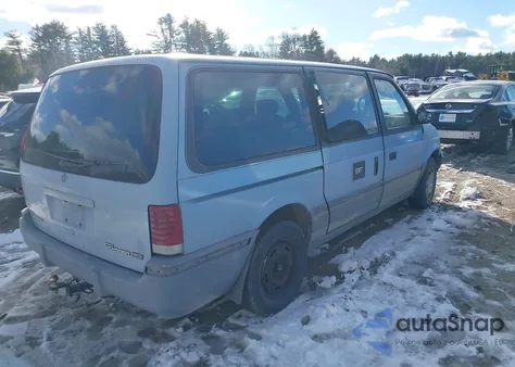 1992 Plymouth Grand Voyager Le z USA, uszkodzony, nr VIN 1P4GH54R8NX157251